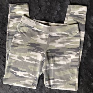 Express camouflage leggings